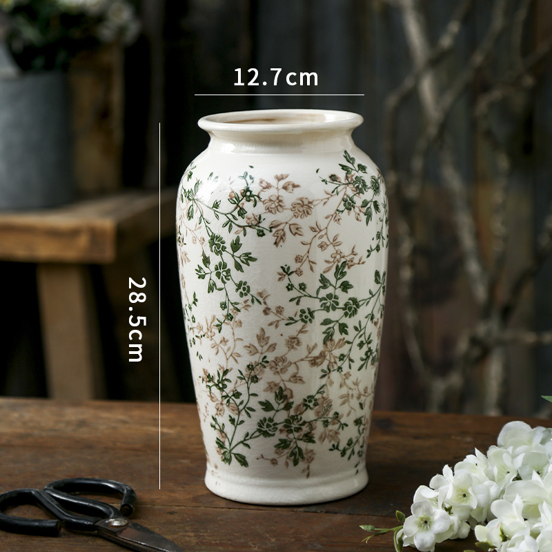 Green Pastoral Ceramic Vase