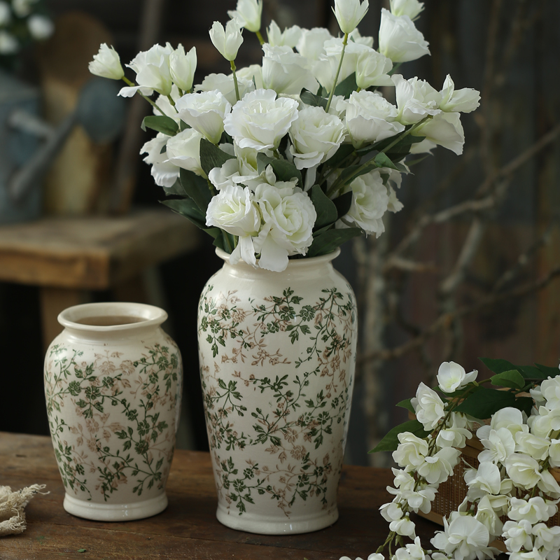 Green Pastoral Ceramic Vase